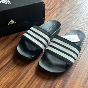 Adidas Womens Slides Size 7